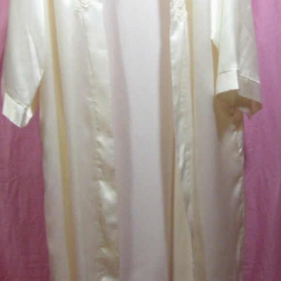 Dentella Off White/Ivory Open Front Satin Robe Lace Inserts Size M/L - Picture 2 of 5